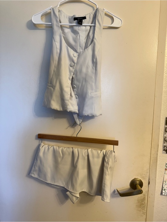 Forever 21 Dresses & Skirts - Forever 21 White Vest & Skort Two-Piece Set